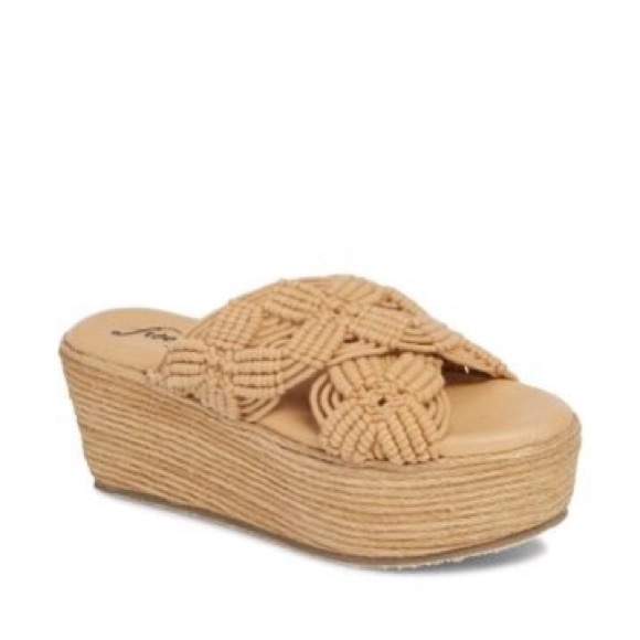 Free People
Highline Corded Platform Slide Sandal - Picture 4 of 8